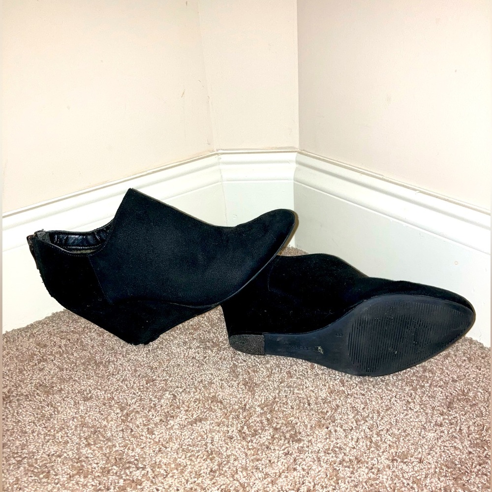 X-APPEAL Black Healed Women’s Ankle Boots - Size 8